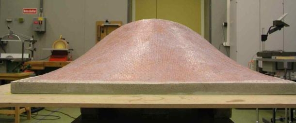 Enlarged view: Load test on a conoid-type shell made of model clay bricks and thin layer mortar